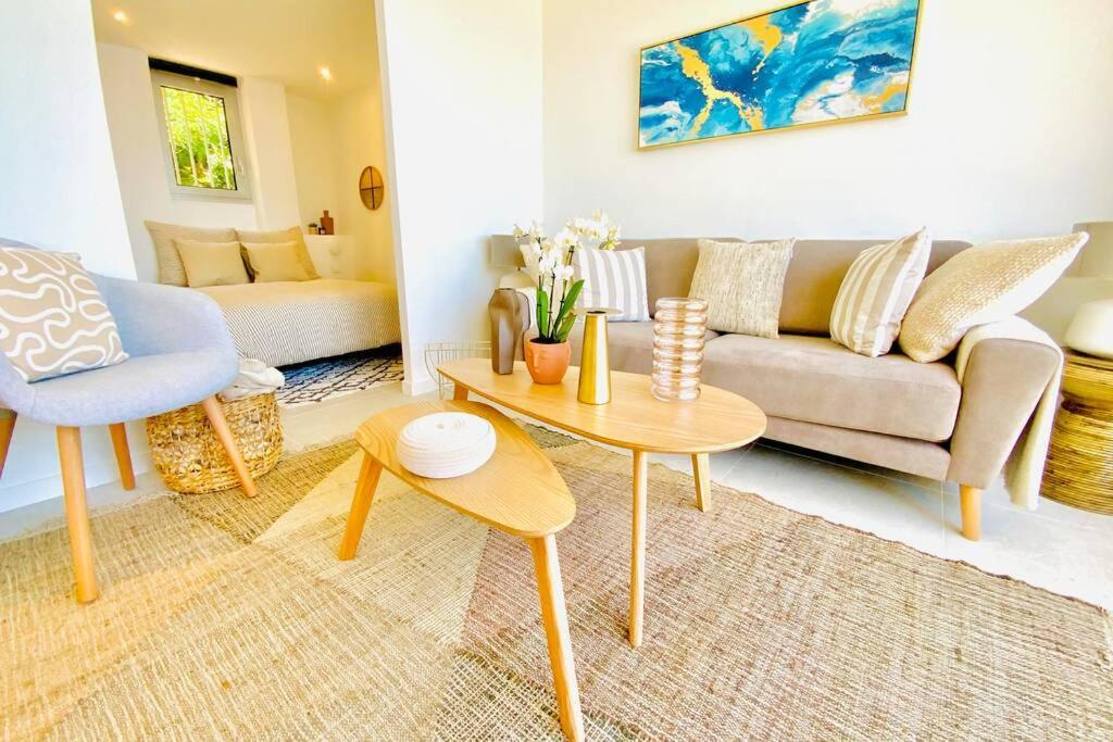 Antheor - Vue Exceptionnelle - Refait A Neuf 4 Couchages Apartment Saint-Raphael  Exterior photo