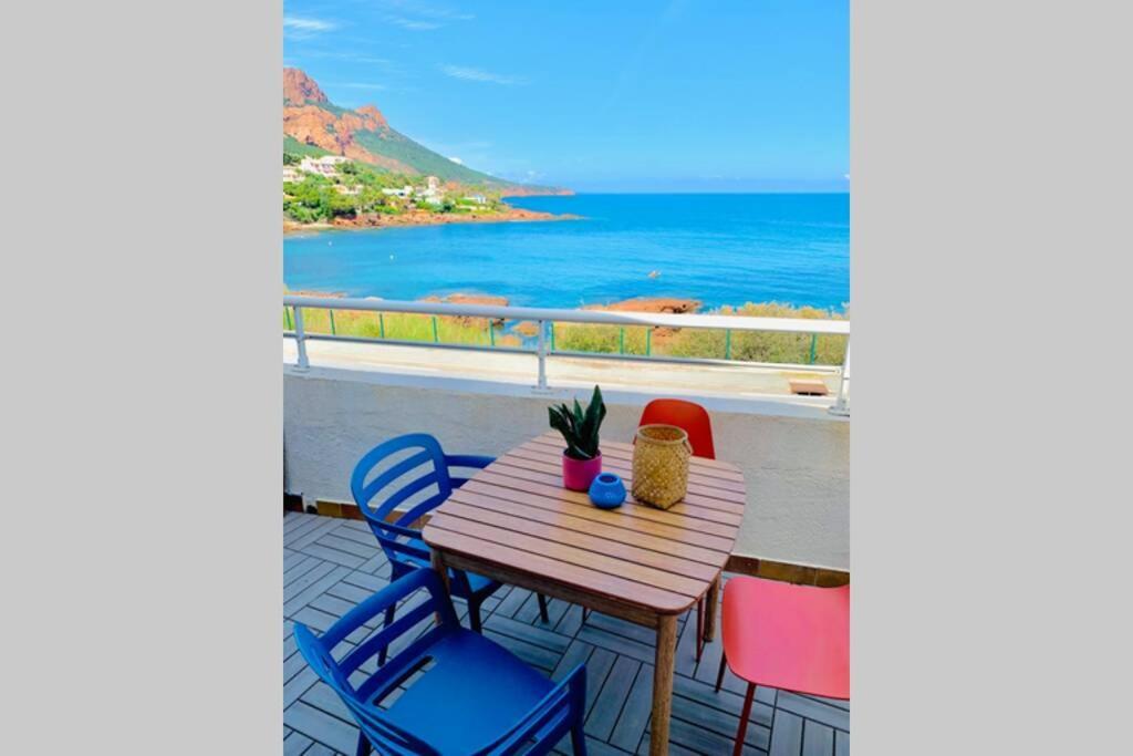 Antheor - Vue Exceptionnelle - Refait A Neuf 4 Couchages Apartment Saint-Raphael  Exterior photo